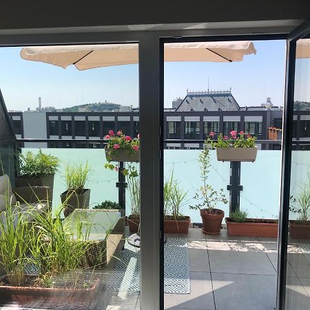 Ferienwohnung Apartman Palanok S Vyhladom V Centre Nitry Neutra Exterior foto