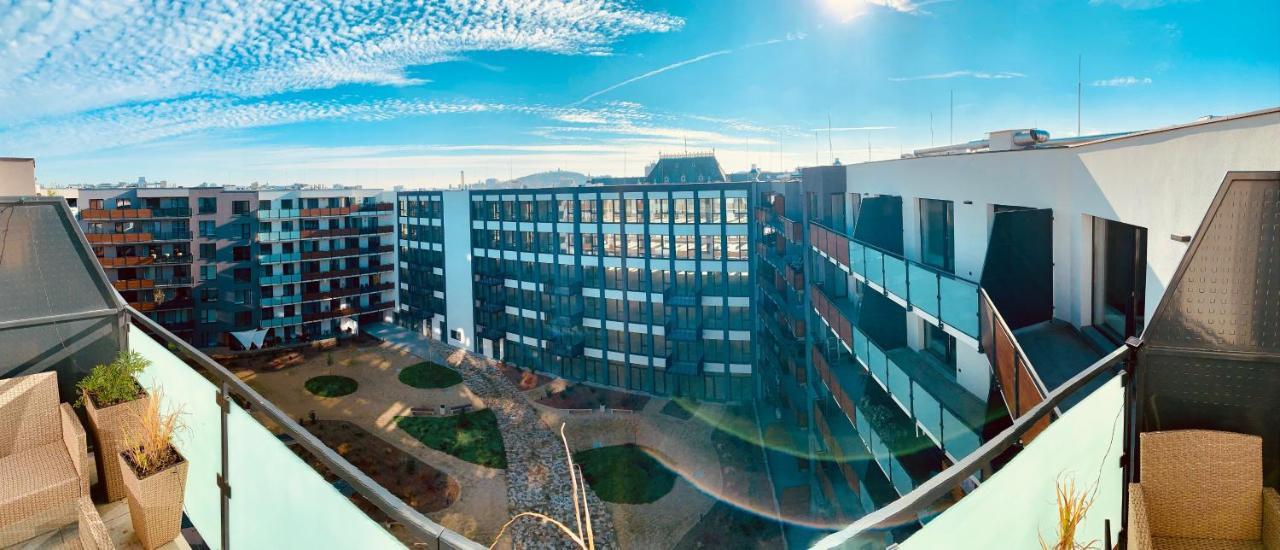 Ferienwohnung Apartman Palanok S Vyhladom V Centre Nitry Neutra Exterior foto